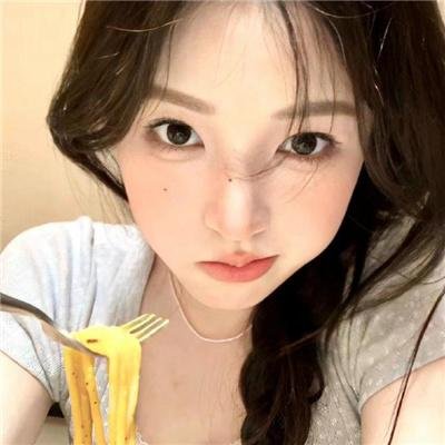 怪诞女孩